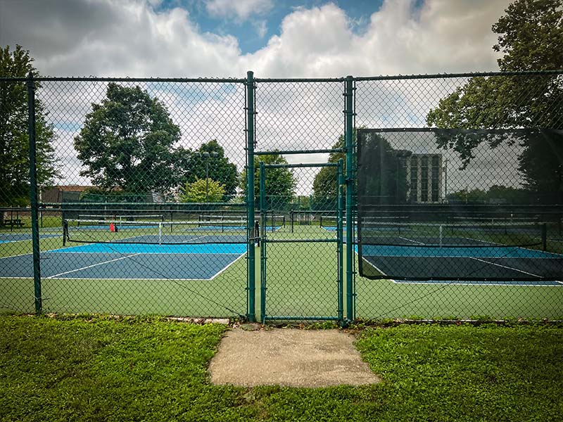 Pickleball sports fence company in the Southeastern Massachusetts area