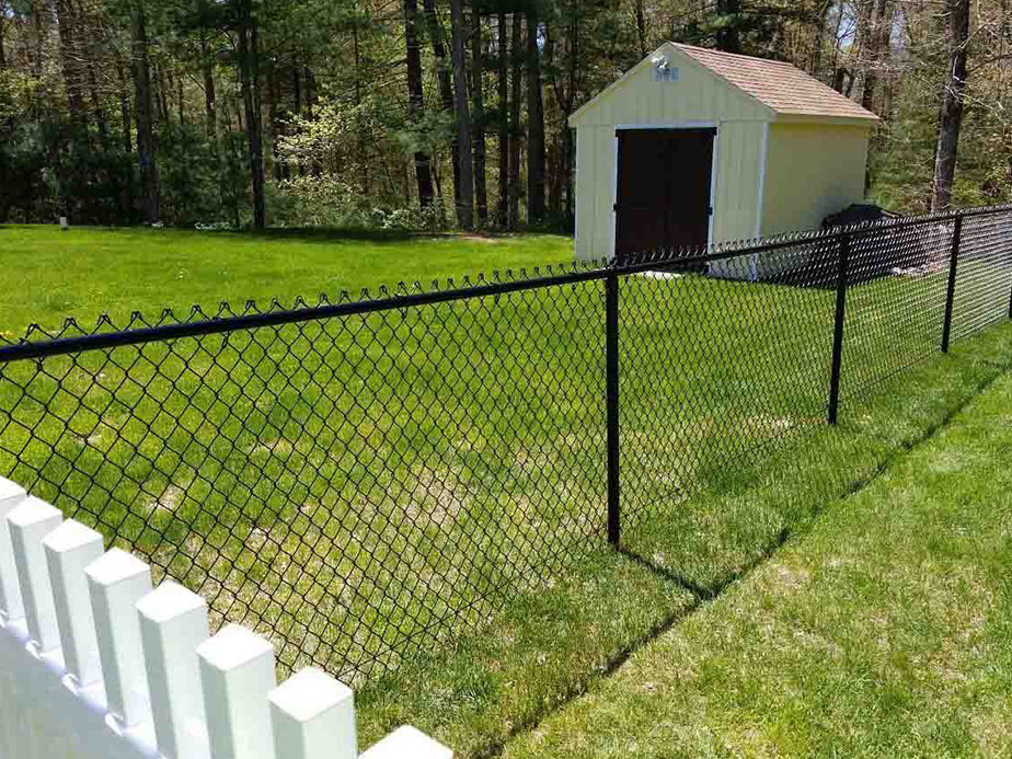 Residential Chain Link fence contractor in the Southeastern Massachusetts area.