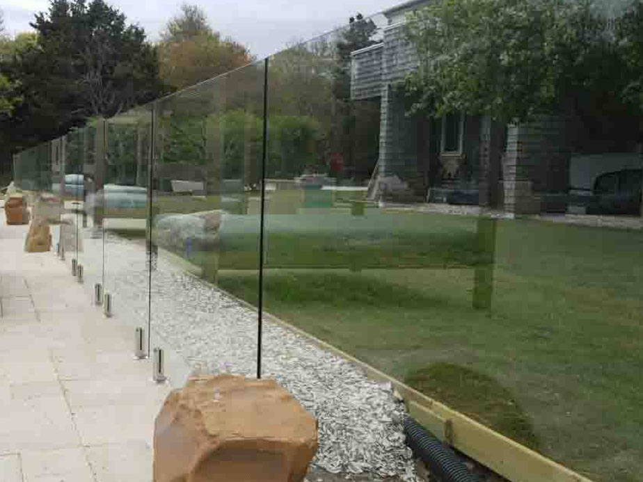 Residential Glass Fence installation for the Southeastern Massachusetts area.
