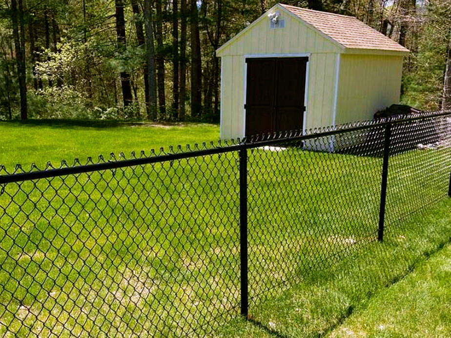 Residential Chain Link fence contractor in the Southeastern Massachusetts area.