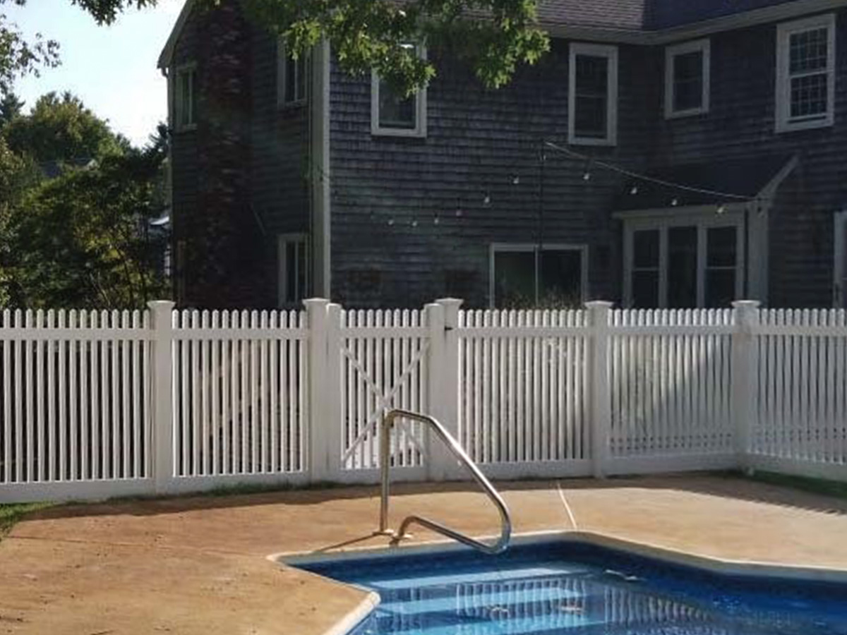 Vinyl pool fencing in Kingston Massachusetts