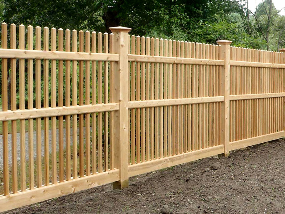 Residential Wood Fence Company In Southeastern Massachusetts