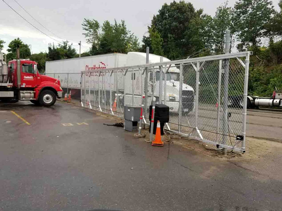 Commercial Cantilever gate company in the Southeastern Massachusetts area.