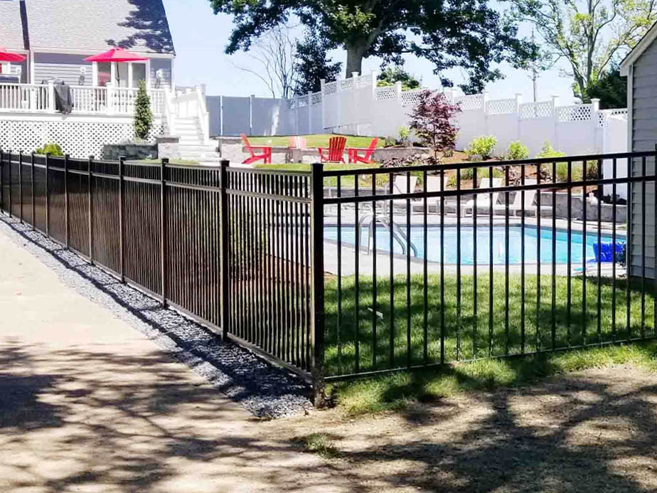 aluminum fence Bridgewater Massachusetts