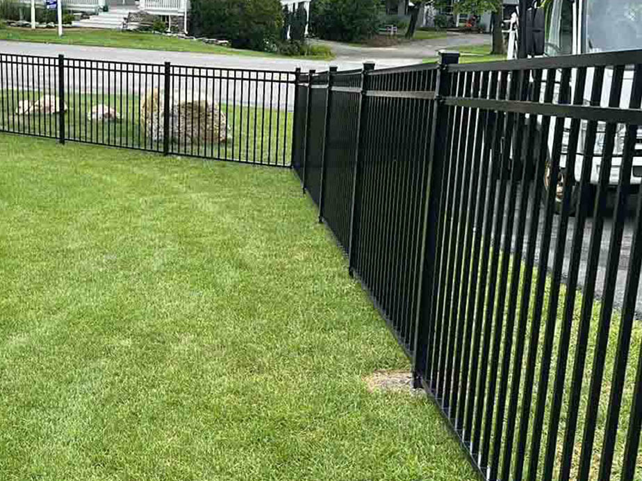 Hingham Massachusetts residential fencing contractor